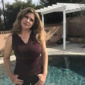 Meet your Posher, Veronica